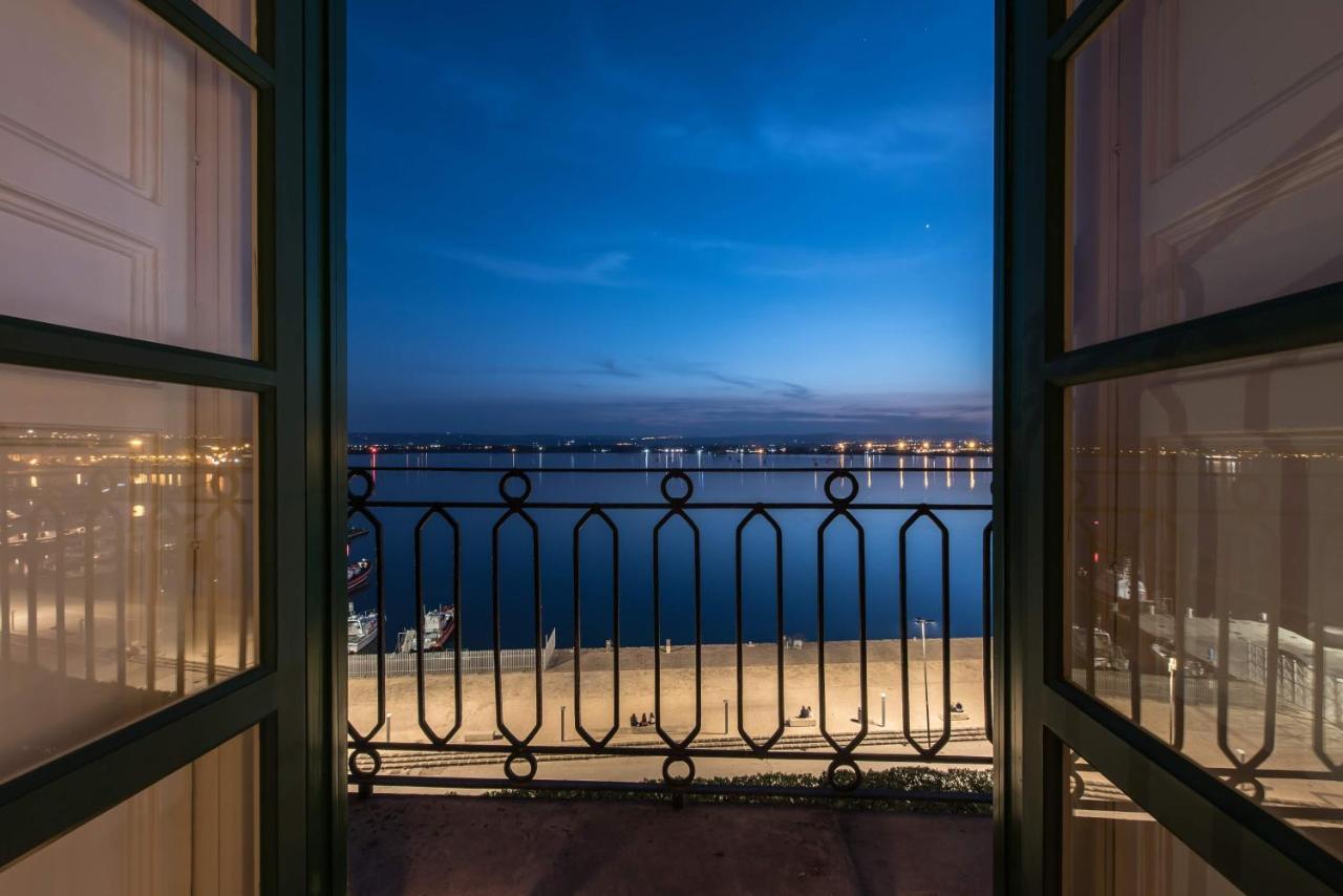Duomo Seaside Deluxe Apartment By Ortigia Apartments Syrakuzy Zewnętrze zdjęcie