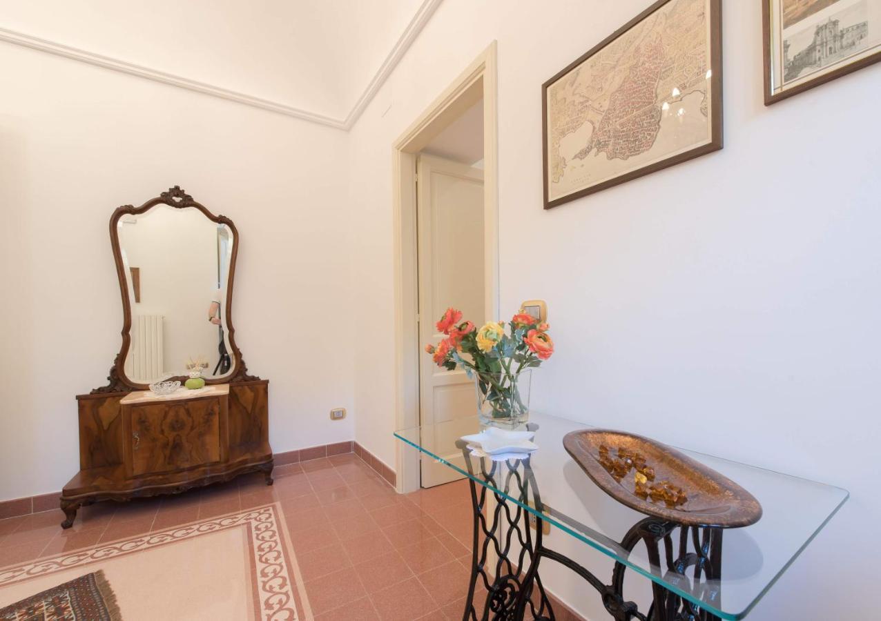 Duomo Seaside Deluxe Apartment By Ortigia Apartments Syrakuzy Zewnętrze zdjęcie