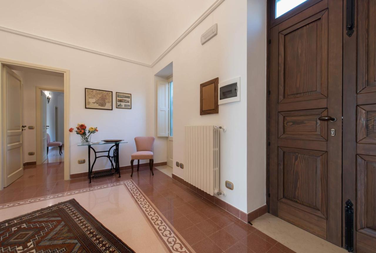 Duomo Seaside Deluxe Apartment By Ortigia Apartments Syrakuzy Zewnętrze zdjęcie