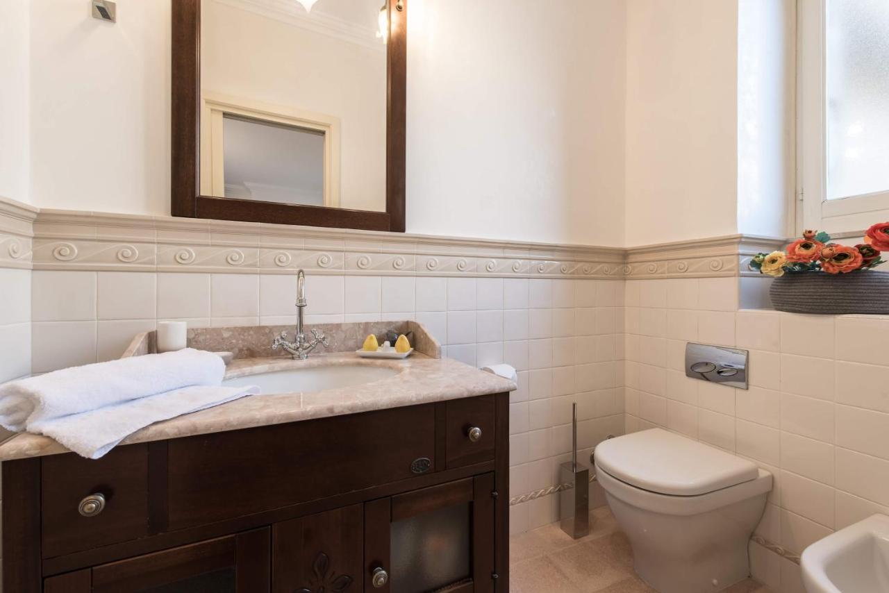 Duomo Seaside Deluxe Apartment By Ortigia Apartments Syrakuzy Zewnętrze zdjęcie