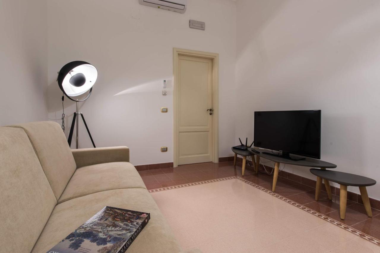 Duomo Seaside Deluxe Apartment By Ortigia Apartments Syrakuzy Zewnętrze zdjęcie